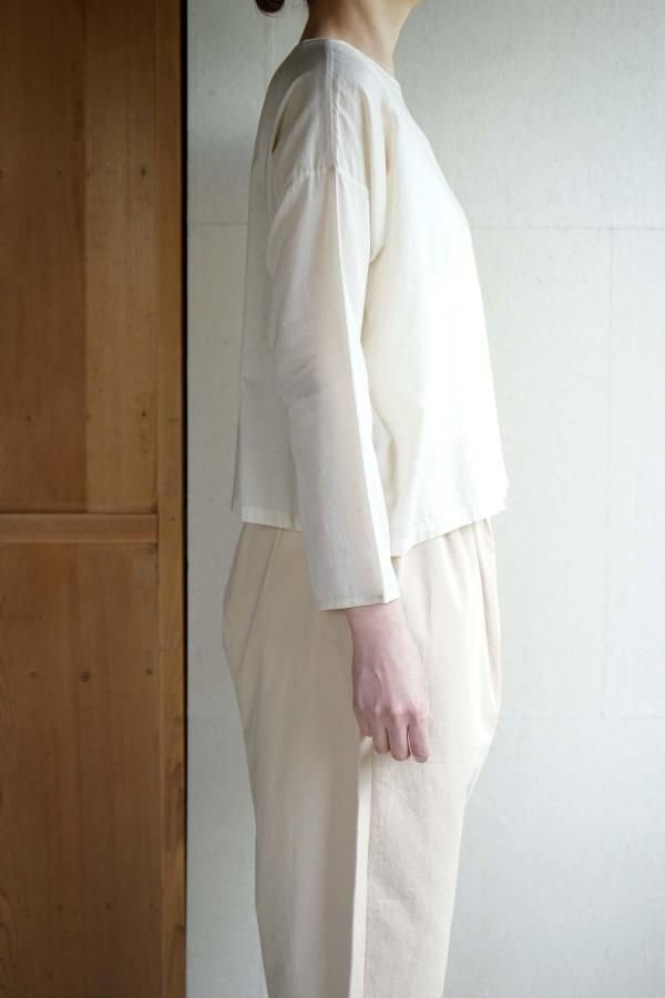 トップス Yoli Simple wide blouse yasou 25ss トップス Yoli Simple wide blouse yasou 25ss トップス 2025SS