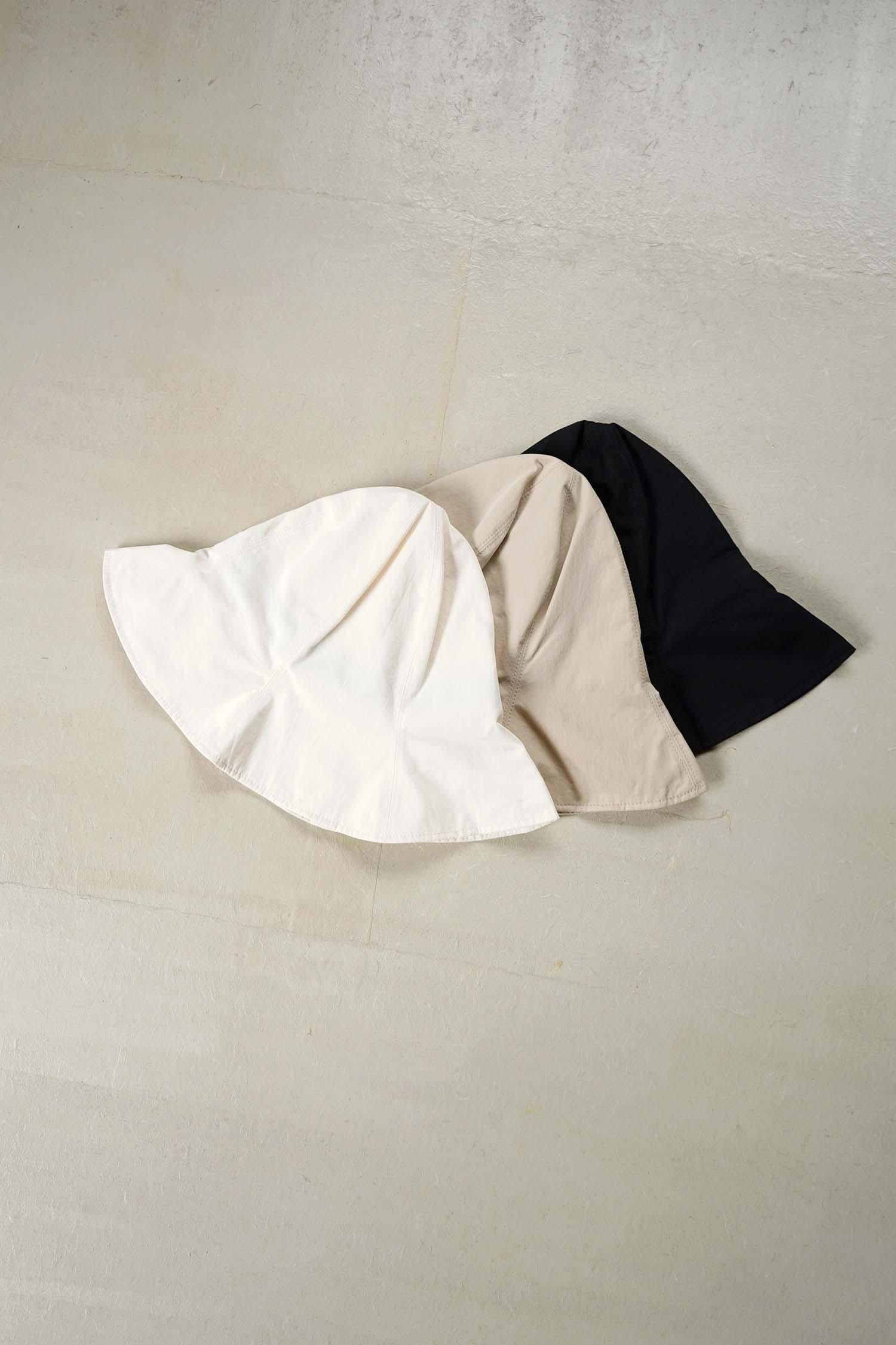 Tulip hat<br>White,Beige,Black<br>