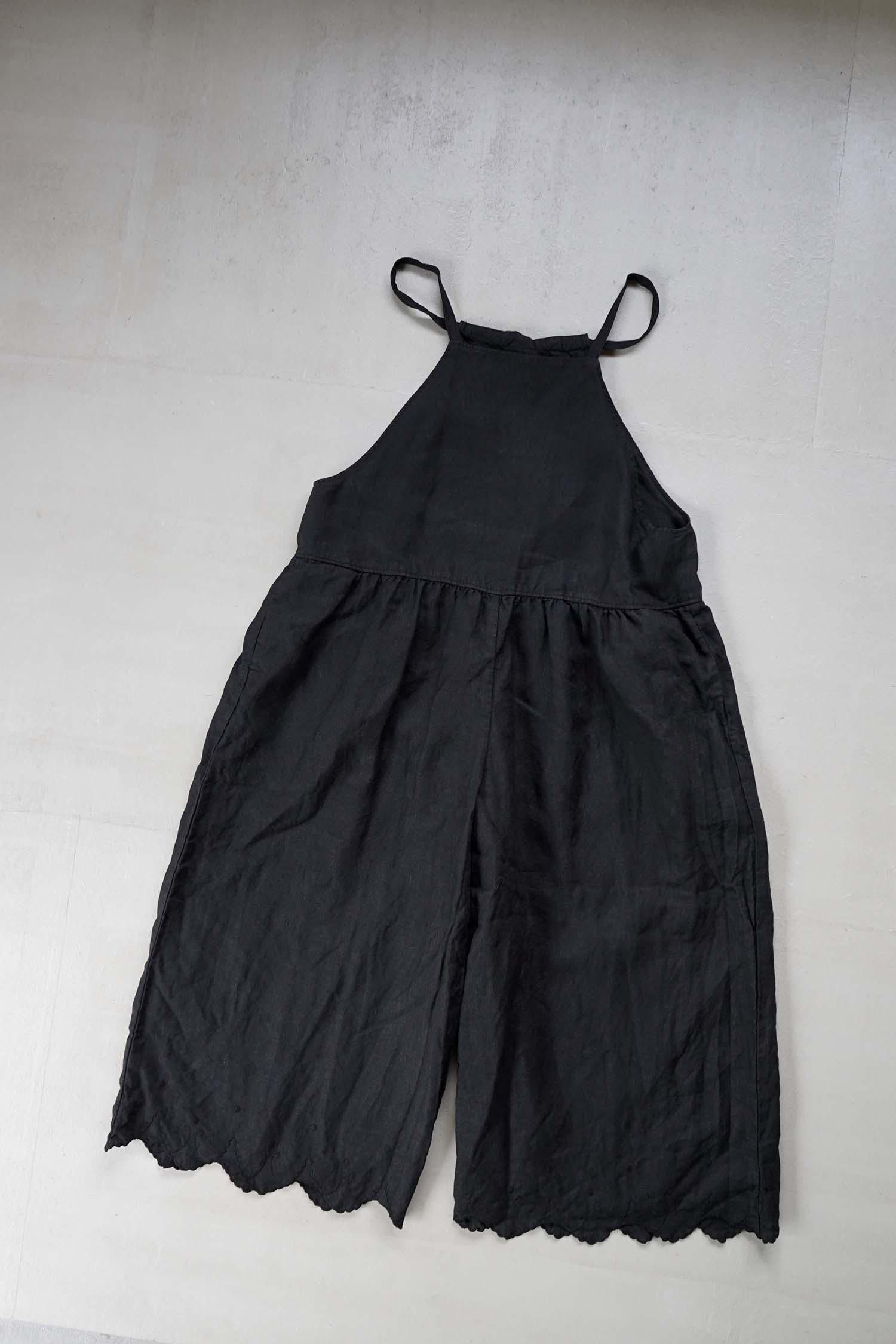 ANTIQUE SCALLOPED LACE TRAVAIL SALOPETTE<br>NOIR<br>
