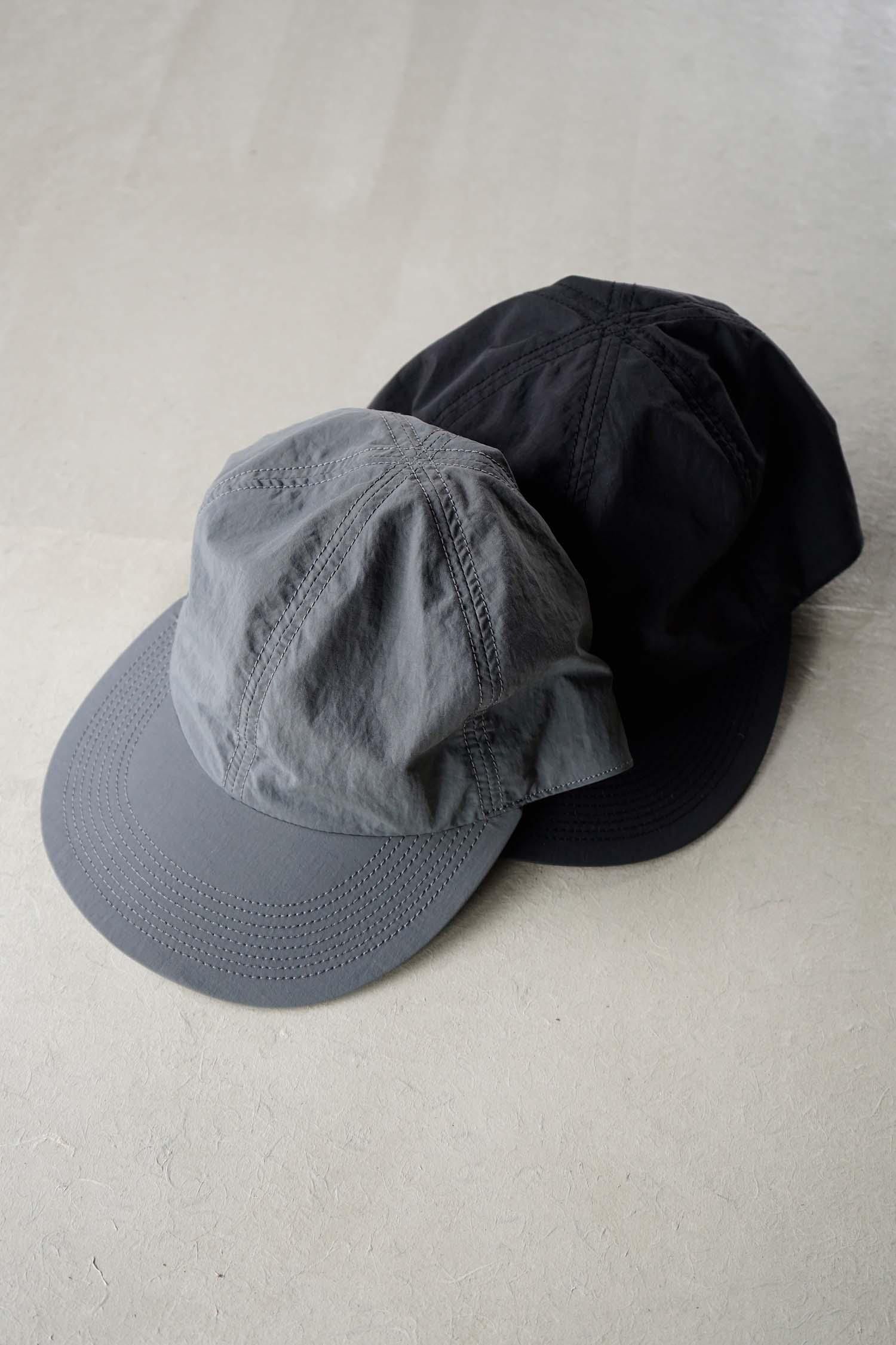 cap<br>gray.black<br>