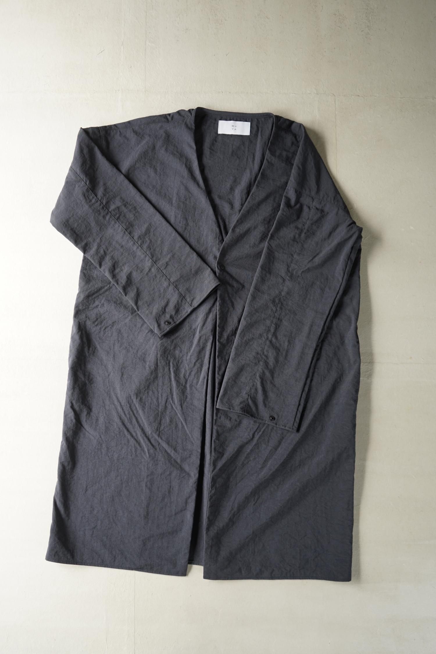 Nylon livery coat<br>Black<br>