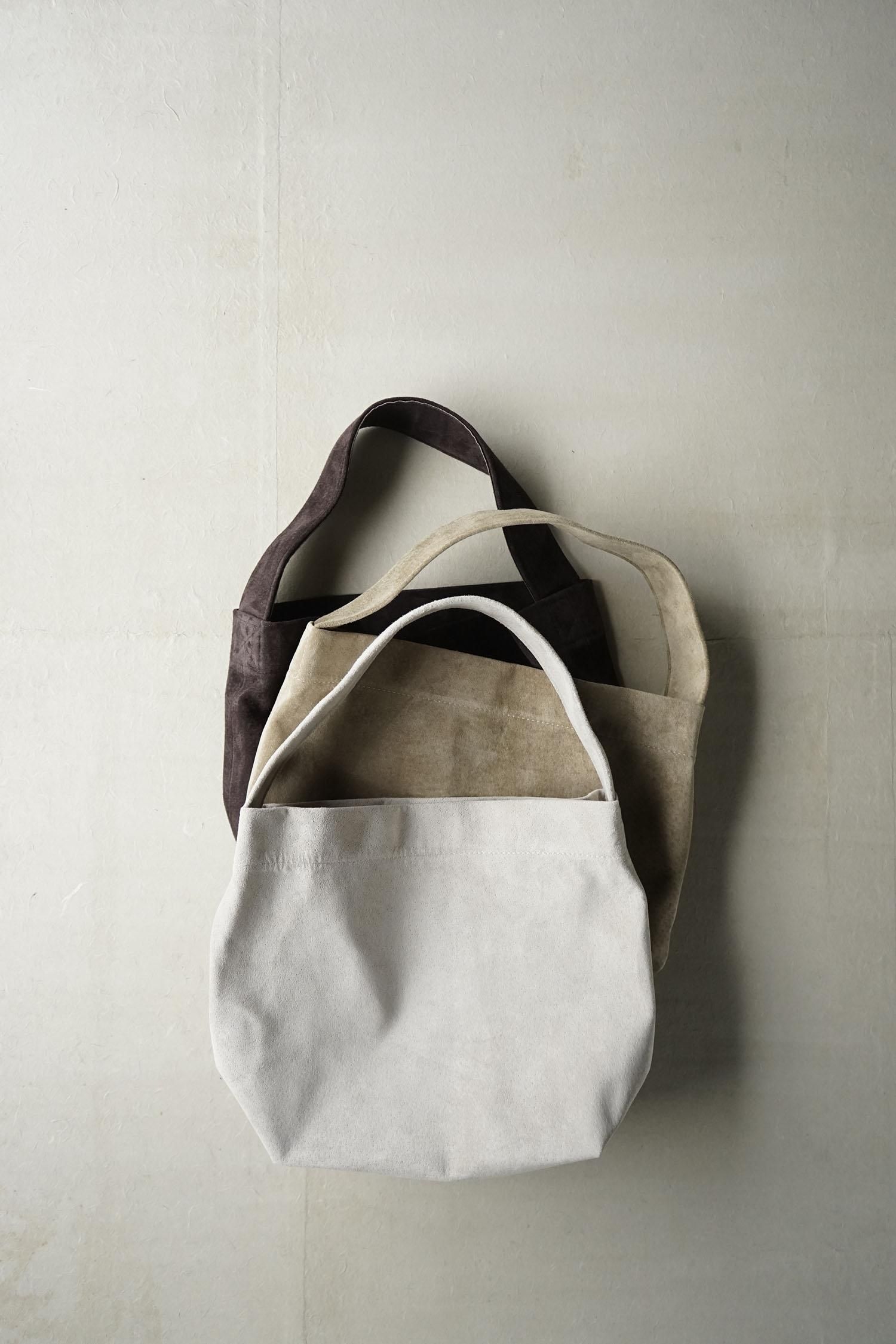 Leather bag<br>Beige . Camel . Brown<br>