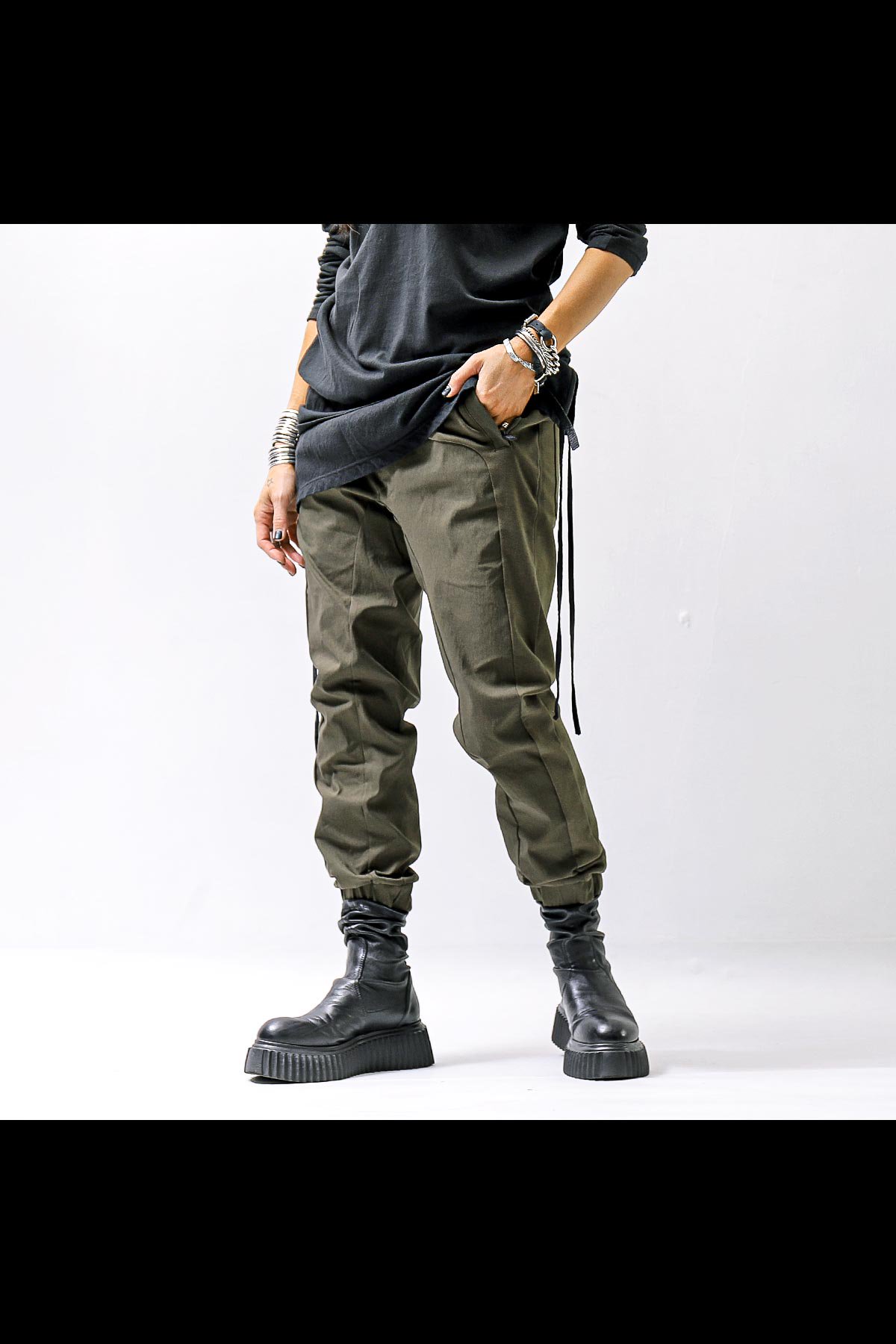 <img class='new_mark_img1' src='https://img.shop-pro.jp/img/new/icons8.gif' style='border:none;display:inline;margin:0px;padding:0px;width:auto;' />UNISEX STRETCH RIB PANTS MST402_HUNT GREEN