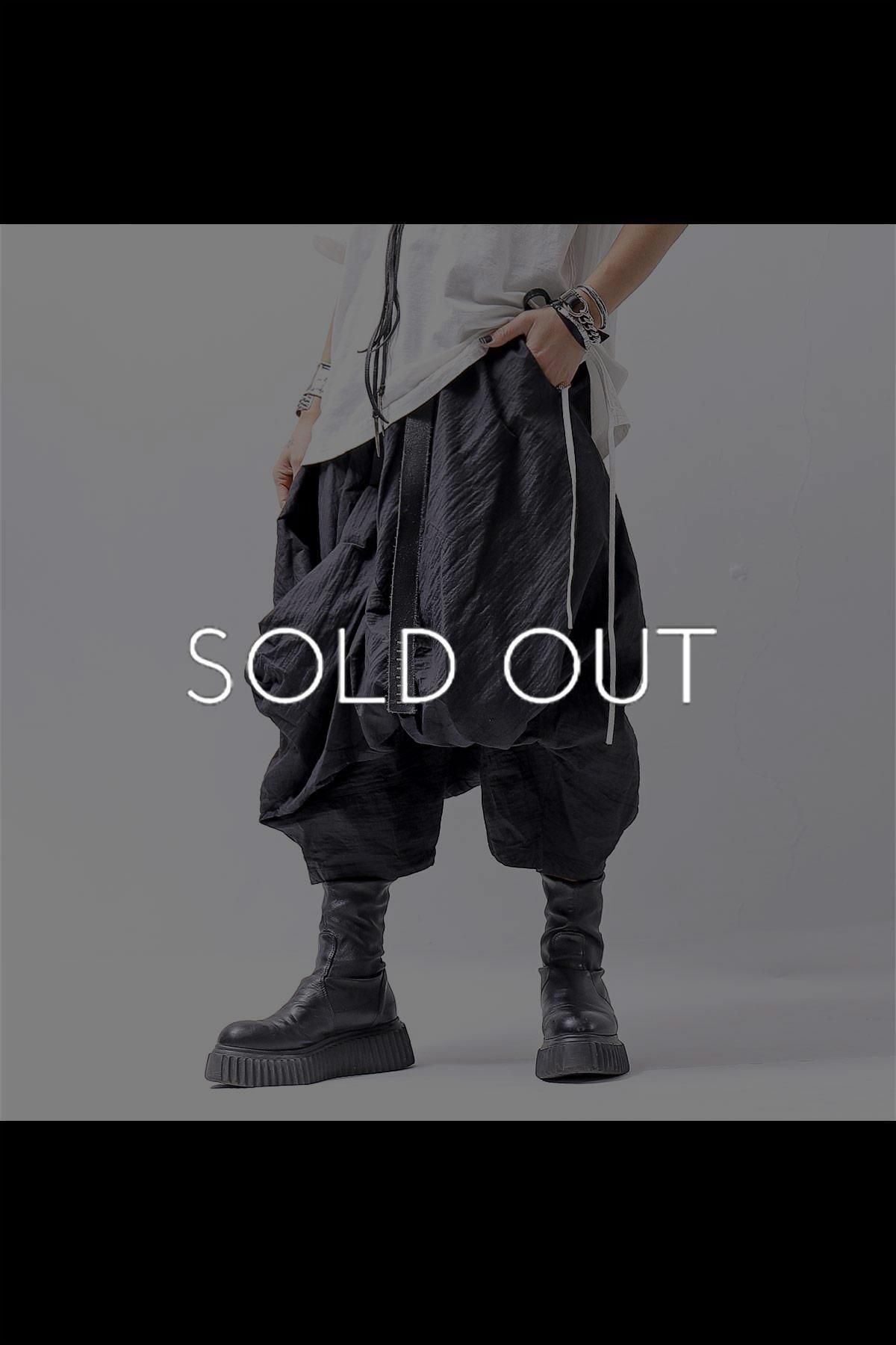 UNISEX ASYMMETRY BALLON DRAPE PANTS 124 0109_BLACK