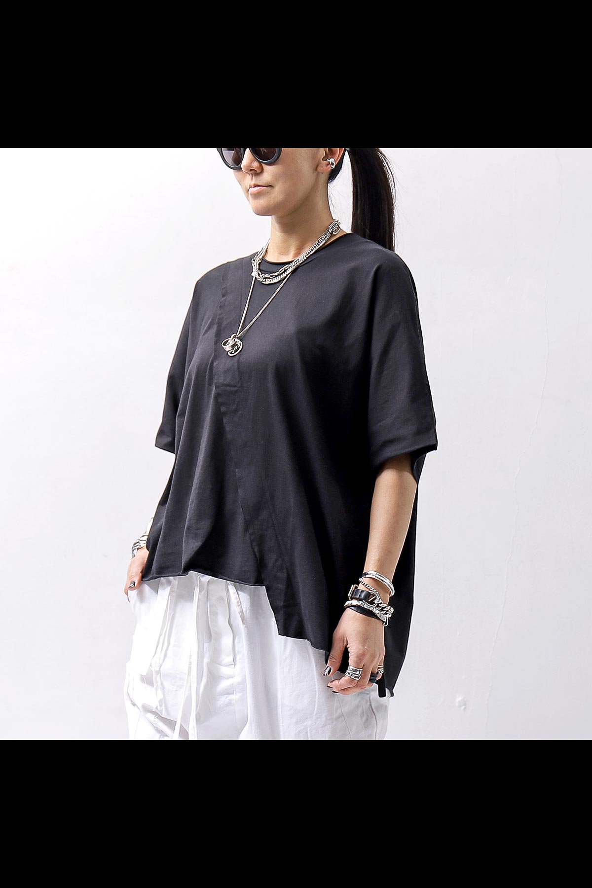 <img class='new_mark_img1' src='https://img.shop-pro.jp/img/new/icons8.gif' style='border:none;display:inline;margin:0px;padding:0px;width:auto;' />UNISEX COTTON HALF SLEEVE WIDE TOP BZB1679_BLACK