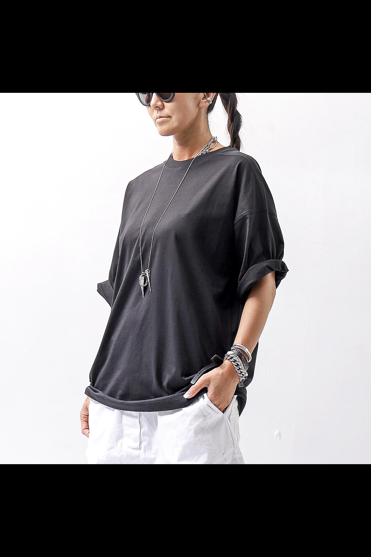 <img class='new_mark_img1' src='https://img.shop-pro.jp/img/new/icons8.gif' style='border:none;display:inline;margin:0px;padding:0px;width:auto;' />UNISEX OVERSIZED COTTON TEE MTS782_BLACK