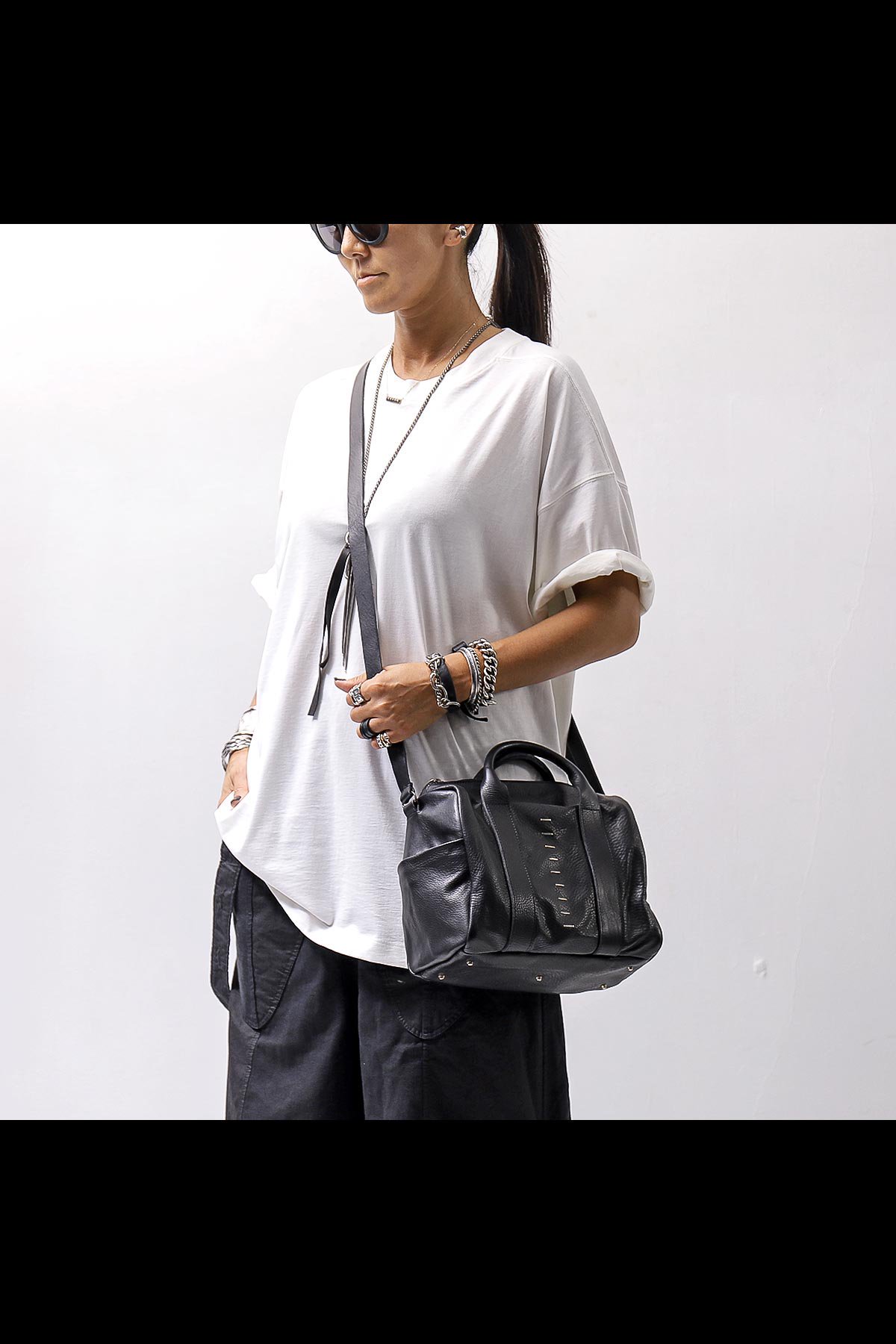 MINI BOSTON SHOULDER BAG_BLACK