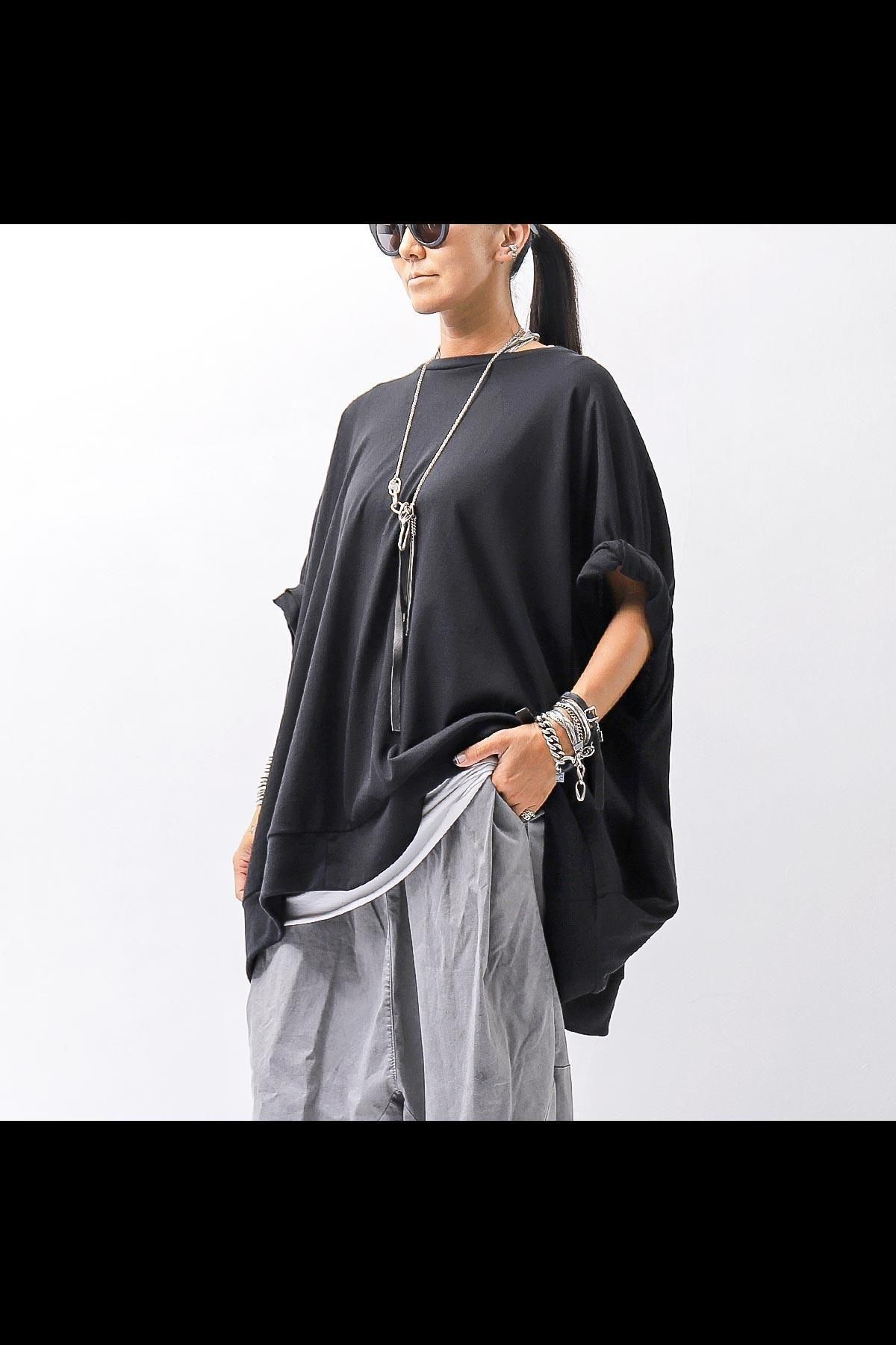 <img class='new_mark_img1' src='https://img.shop-pro.jp/img/new/icons8.gif' style='border:none;display:inline;margin:0px;padding:0px;width:auto;' />UNISEX OVERSIZED COTTON TOPS 156QK01_BLACK