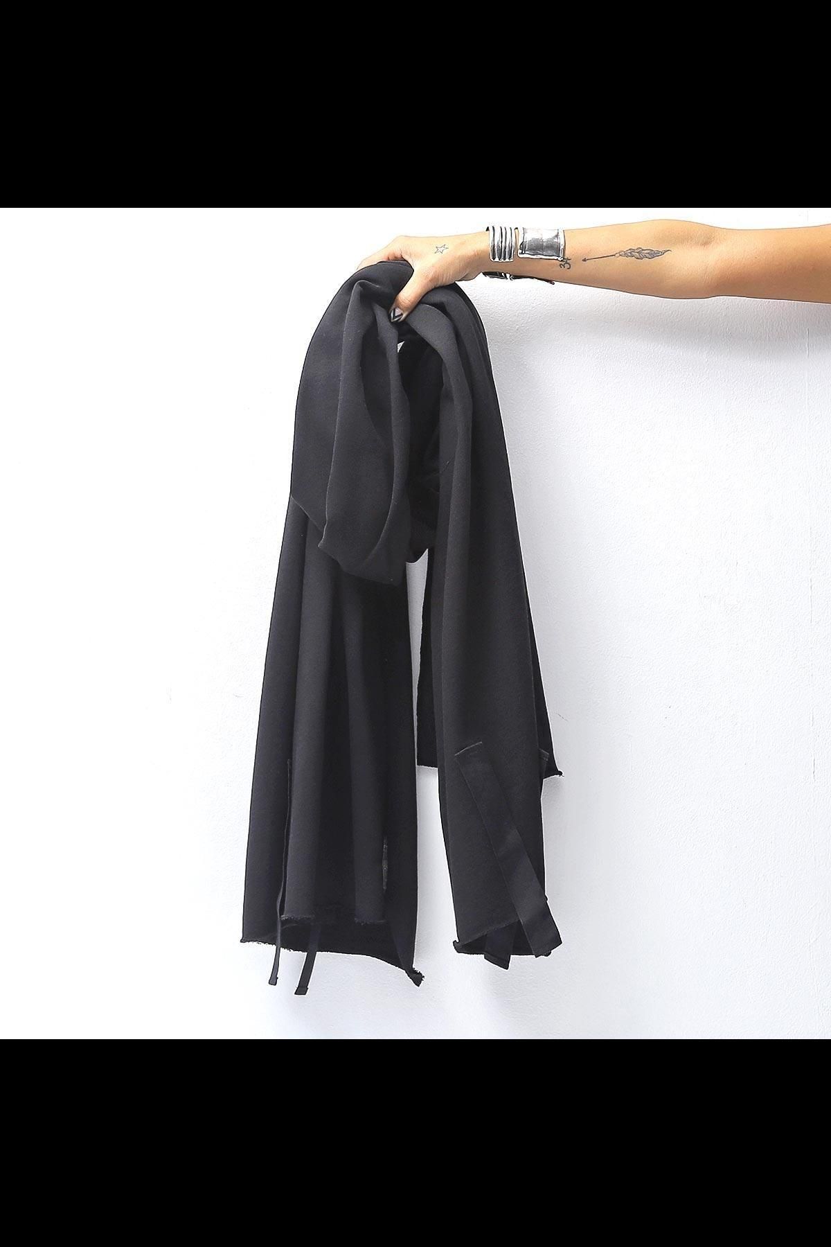 <img class='new_mark_img1' src='https://img.shop-pro.jp/img/new/icons8.gif' style='border:none;display:inline;margin:0px;padding:0px;width:auto;' />COTTON SWEAT MEGA STOLE PL16S_BLACK
