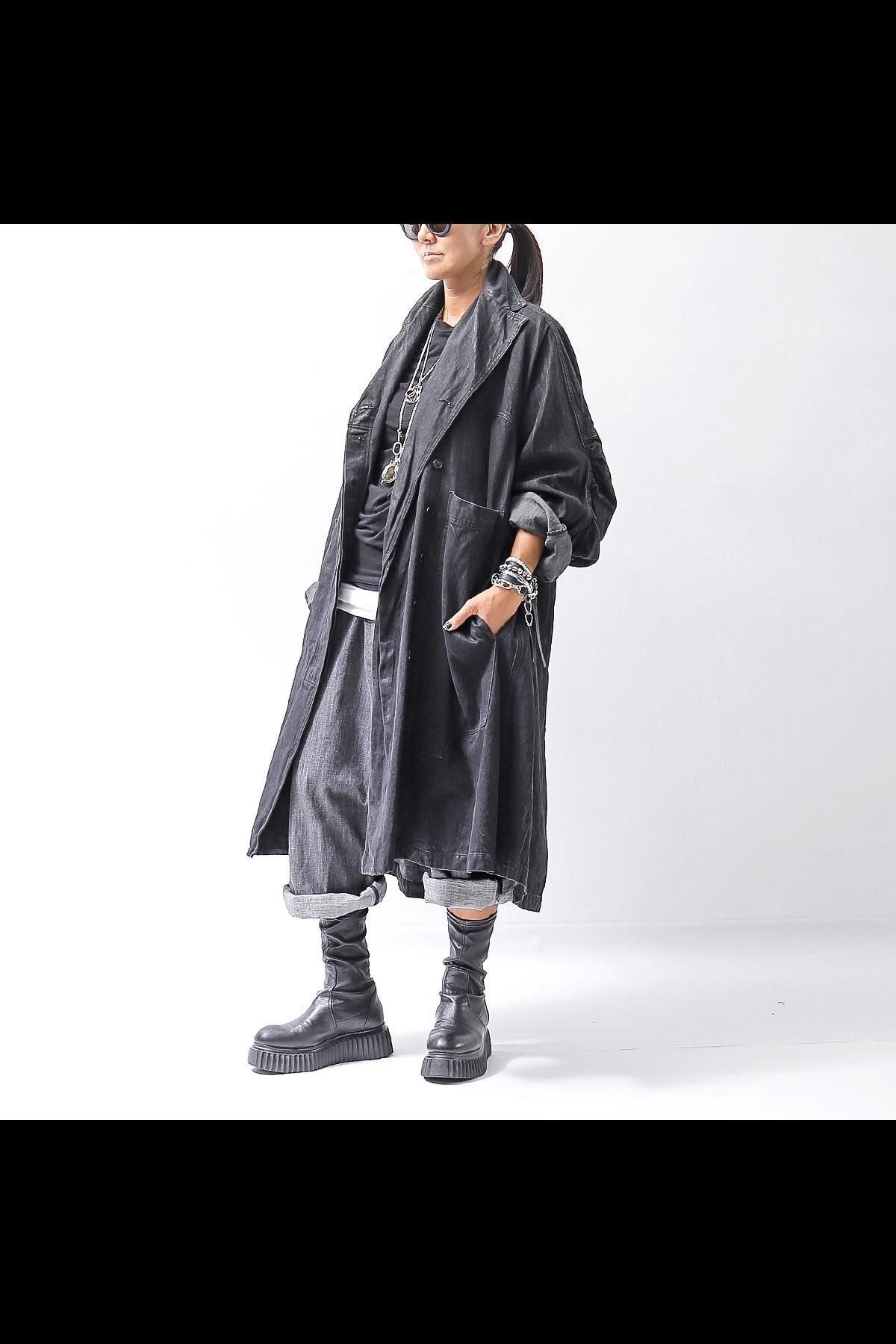 <img class='new_mark_img1' src='https://img.shop-pro.jp/img/new/icons8.gif' style='border:none;display:inline;margin:0px;padding:0px;width:auto;' />DENIM GLOSS OVERSIZED LIGHT COAT 103_BLACK GLOSS