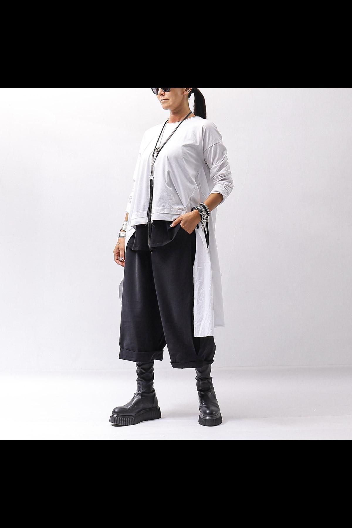 <img class='new_mark_img1' src='https://img.shop-pro.jp/img/new/icons8.gif' style='border:none;display:inline;margin:0px;padding:0px;width:auto;' />ASYMMETRY COTTON LONG SLEEVE TOP RBB1982_WHITE