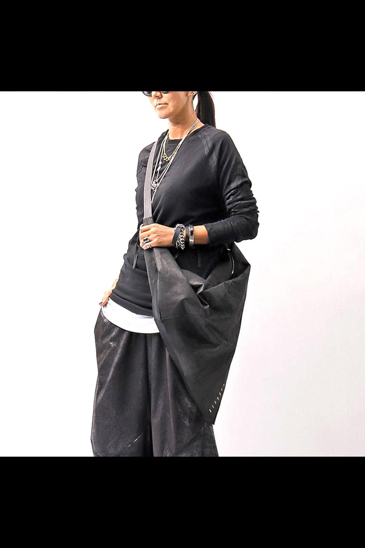 <img class='new_mark_img1' src='https://img.shop-pro.jp/img/new/icons8.gif' style='border:none;display:inline;margin:0px;padding:0px;width:auto;' />UNISEX COVERED 2WAY BODY&SHOULDER BAG DBM009_BLACK