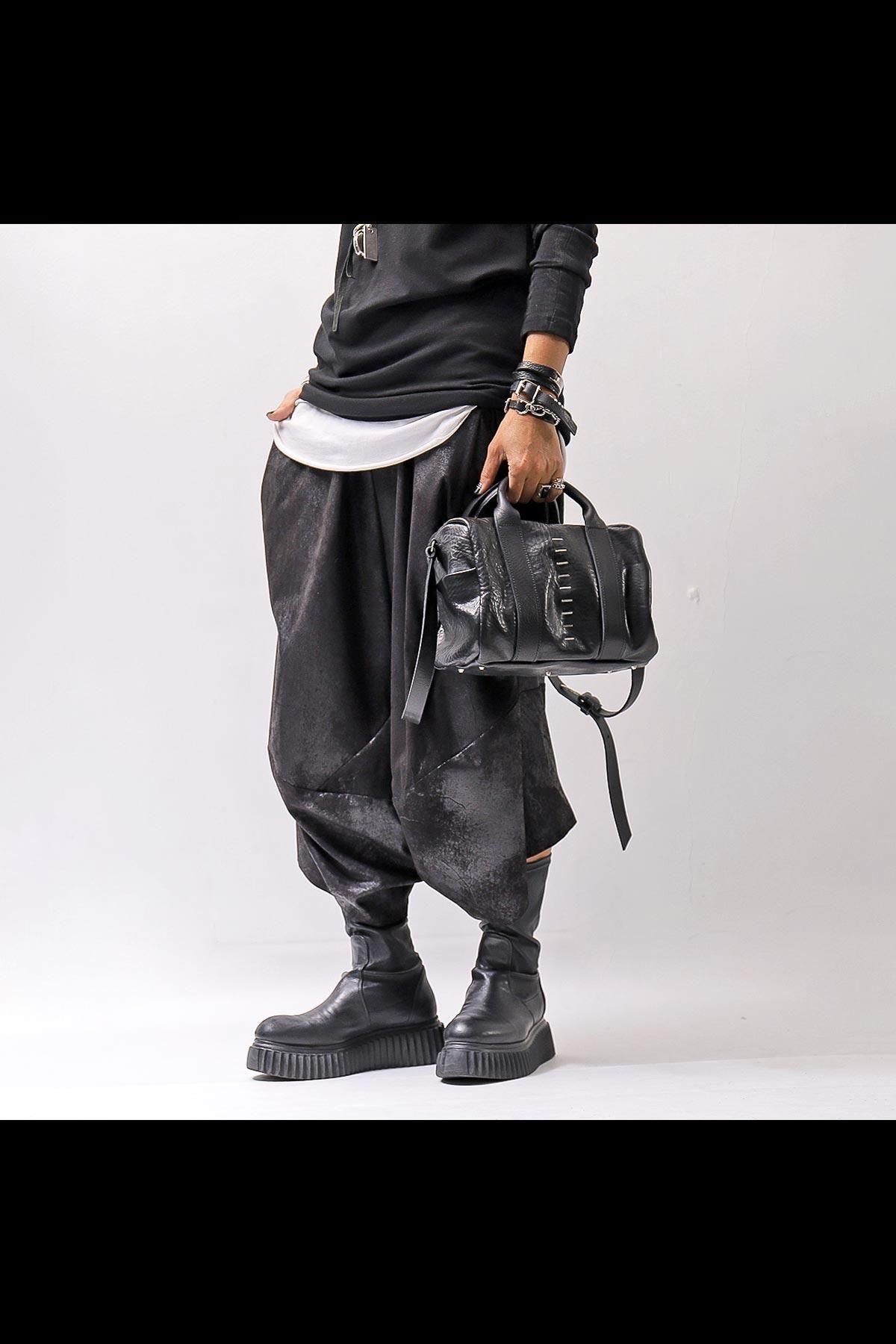 <img class='new_mark_img1' src='https://img.shop-pro.jp/img/new/icons8.gif' style='border:none;display:inline;margin:0px;padding:0px;width:auto;' />MINI BOSTON SHOULDER BAG DBM006_BLACK