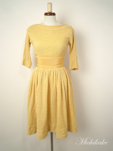 1950's ネット編みレース ワンピースドレス ”グレイッシュイエロー”