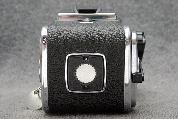 HASSELBLAD A12(新旧) C12（新旧）フィルムバック用貼り革キット - Aki-Asahi Custom Camera Coverings