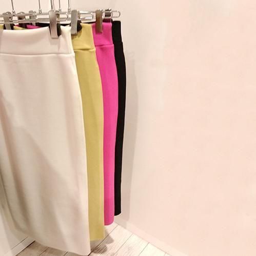 L'altro バックスリットタイトスカート｜Levre