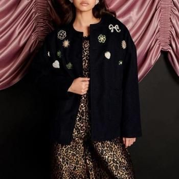 <img class='new_mark_img1' src='https://img.shop-pro.jp/img/new/icons14.gif' style='border:none;display:inline;margin:0px;padding:0px;width:auto;' />sister jane Harold Brooch Jacket