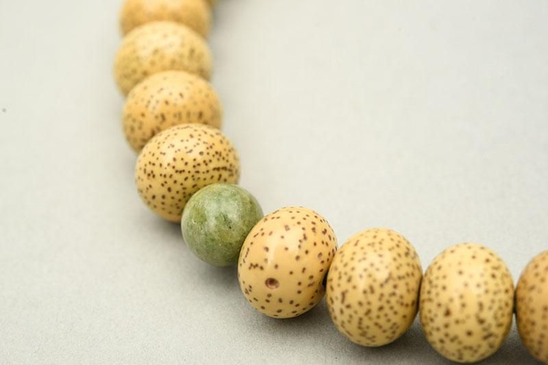 朱砂入り‪ෆ‪.*・゜緑玉髄 バイカラー宝瓶天珠(*´˘`*) 全宗派】 片手念珠・略式数珠 星月菩提樹 中国翡翠(ヒスイ) (男性用/28