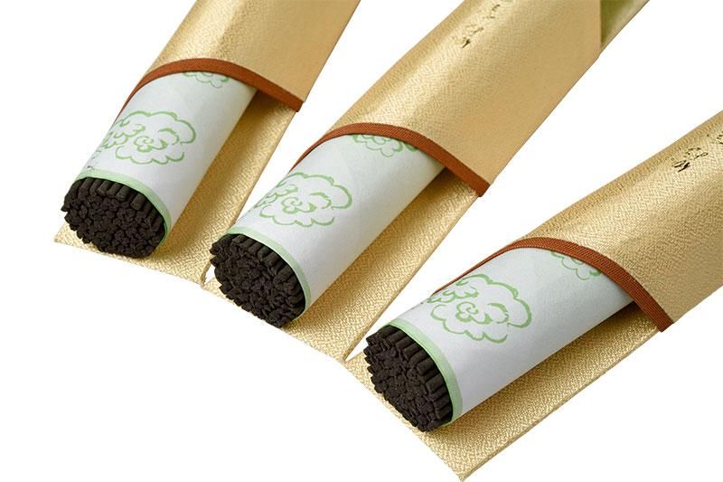 専用出品 伽羅 「武家 」刻 10g + 伽羅「公家」 刻 1g 専用出品 伽羅 「武家 」刻 10g + 伽羅「公家」 刻 1g 伽羅(きゃら