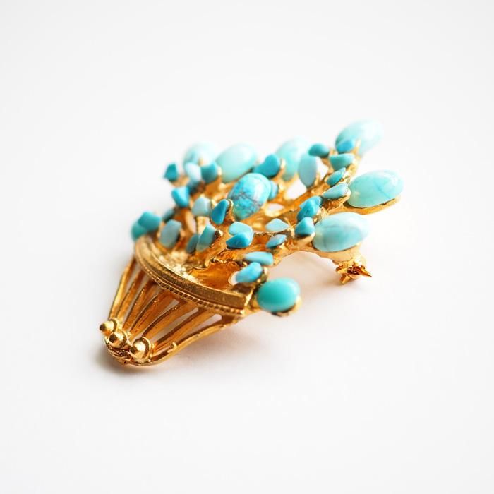 スワボダ　フラワーバスケット　ブローチ 天然石 SWOBODA（スワボダ）☆ターコイズ 天然石フラワーポット ／バスケット