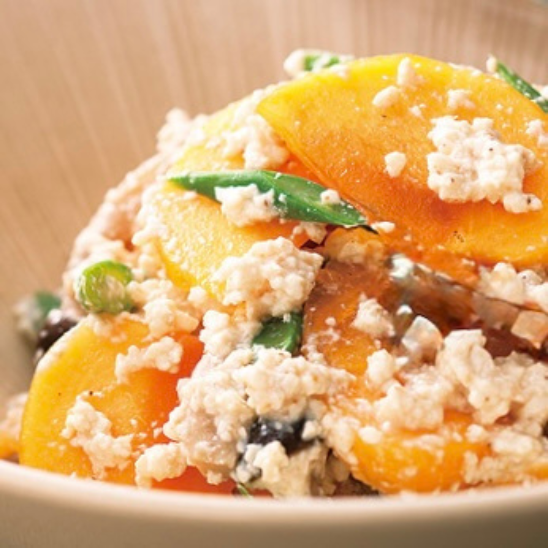 スロベニアのスパークリングワインと柿の白和え