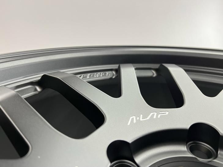 RAYS A・LAP-07X 7Jx18+8 4本セット 15%OFF【入荷待ち】 - 北九州の