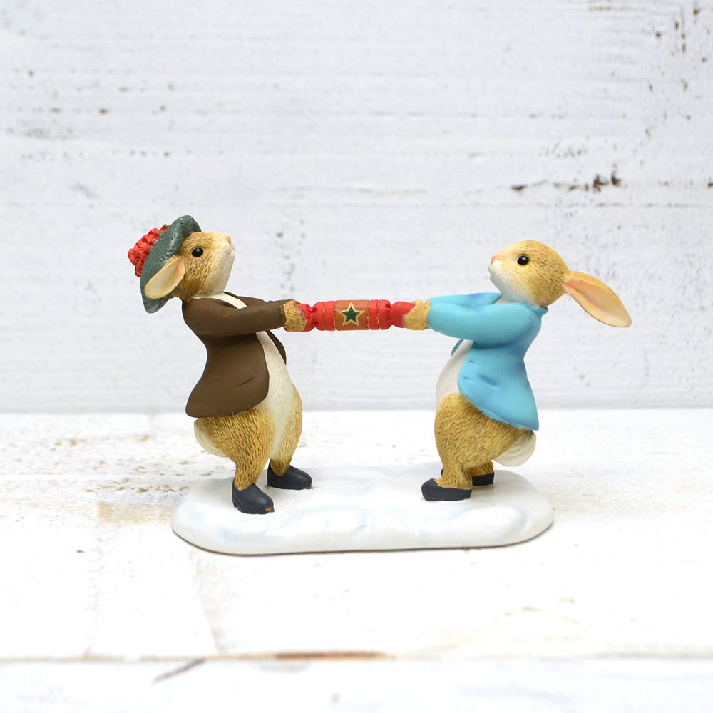フィギュア（Peter Rabbit™ & Benjamin Pulling a Cracker）A30180 PR