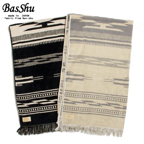 [BasShu / バッシュ] <br>Cotton Pile Blanket Native Motif パイル ブランケット 80×130 ネイティブ柄 今治 日本製 Mサイズ