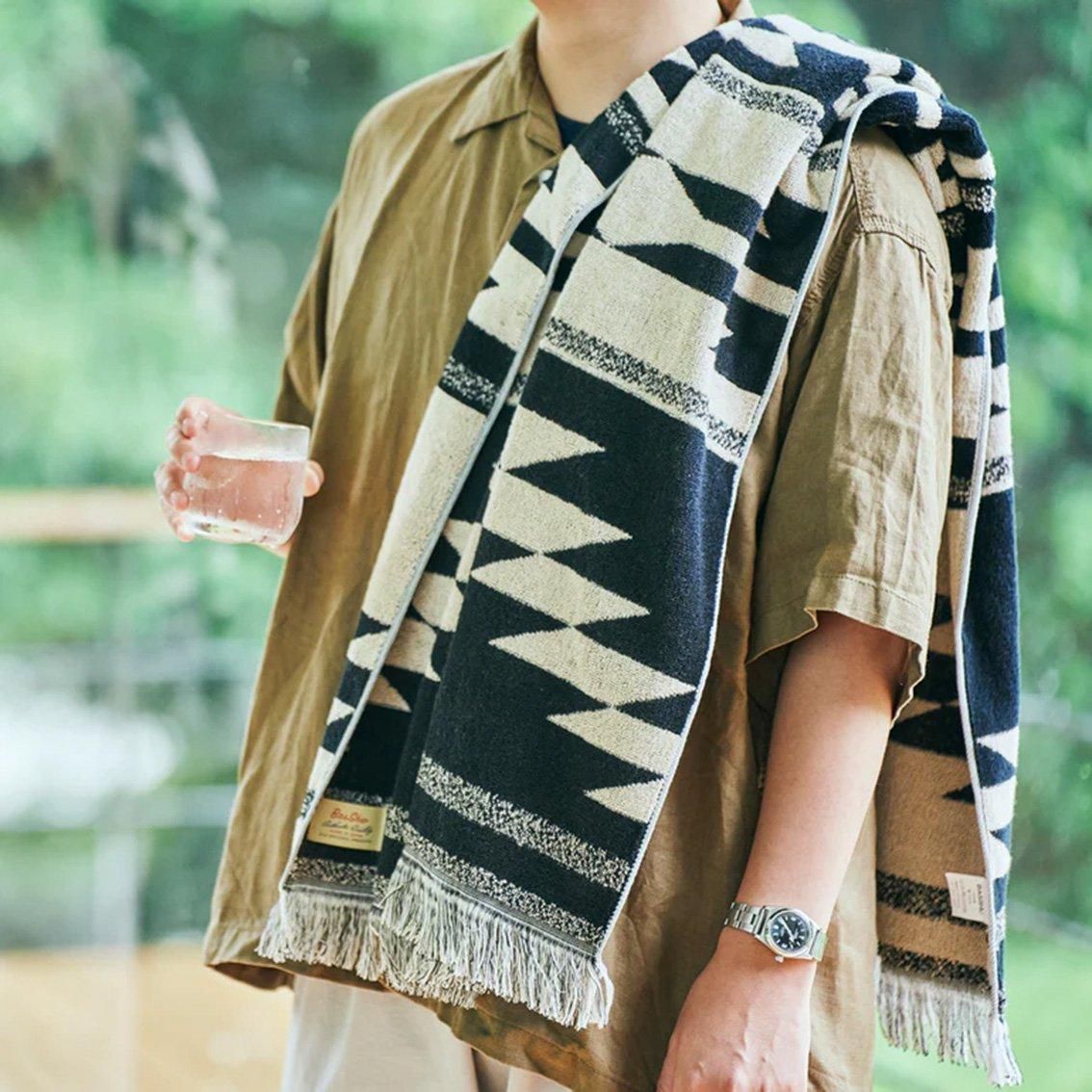 BasShu / バッシュ]COTTON PILE BLANKET NATIVE MOTIF コットン