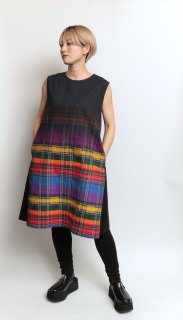 <img class='new_mark_img1' src='https://img.shop-pro.jp/img/new/icons5.gif' style='border:none;display:inline;margin:0px;padding:0px;width:auto;' />TEARS OF SWAN-RAINBOW TARTAN CHECK NO SLEEVE ONE PIECE(5ȯ