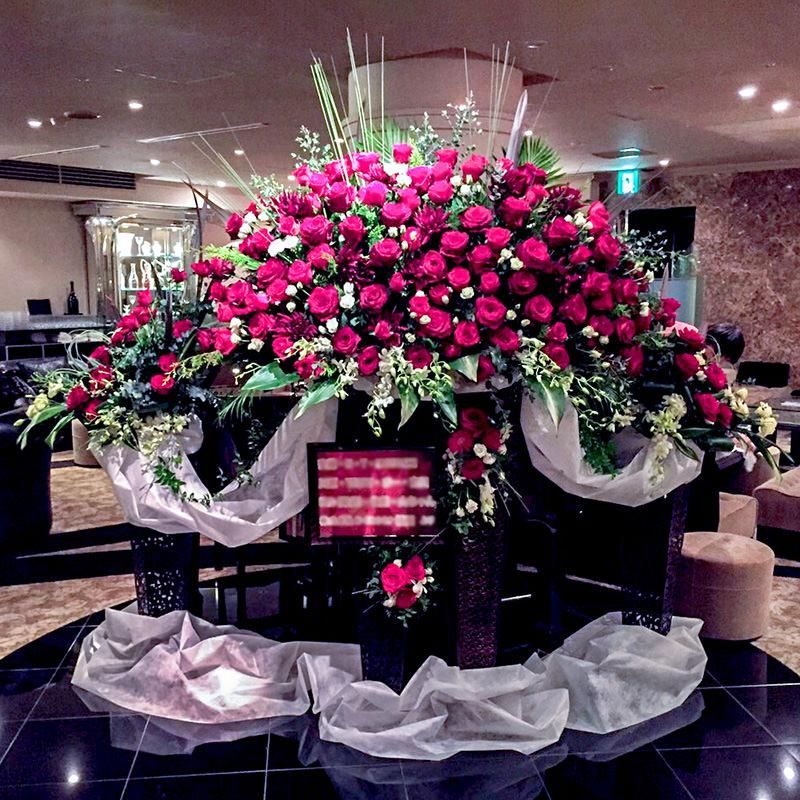 ステージ生花装飾 京都祇園 河原町の花屋 フラワー バルーンblossom京都店 ステージ生花装飾 京都祇園 河原町の花屋 フラワー バルーンblossom京都店