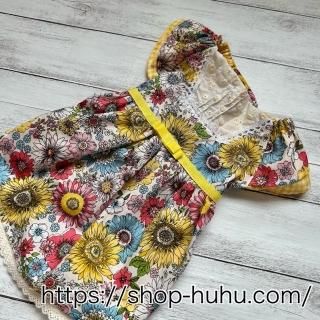 <img class='new_mark_img1' src='https://img.shop-pro.jp/img/new/icons1.gif' style='border:none;display:inline;margin:0px;padding:0px;width:auto;' />お花のワンピース