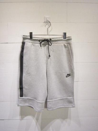 nike tech fleece shorts grey
