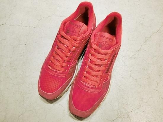 reebok classic neon pink