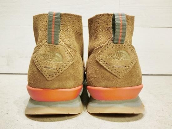 THE NORTH FACE Back to Berkeley Redux Chukka Boots Brown - Laid