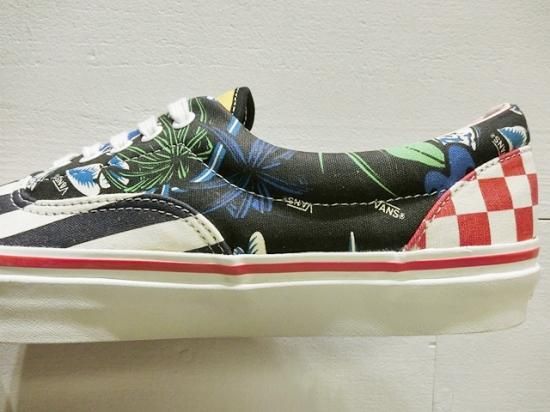 vans バンズ　50周年記念　ブランケット　マルチカバー　ラグ　160x137 vans バンズ 50周年記念 ブランケット マルチカバー ラグ