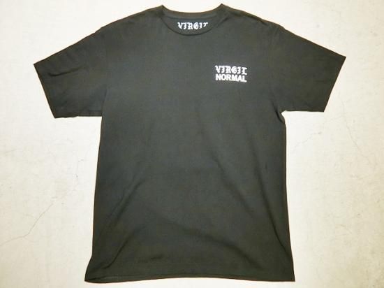 VIRGIL NORMAL Print T-Shirt Black - Laid back(レイドバック