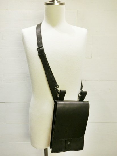 ESSAY Leather Map Bag Black - Laid back(レイドバック) | 千葉 柏 ...