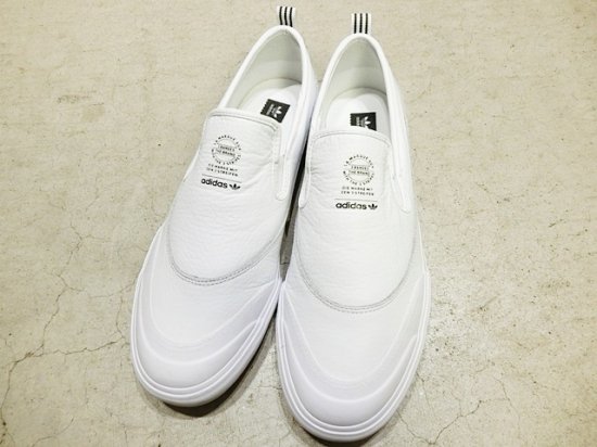 adidas skateboarding MATCHCOURT SLIP-ON LEATHER White - Laid back ...
