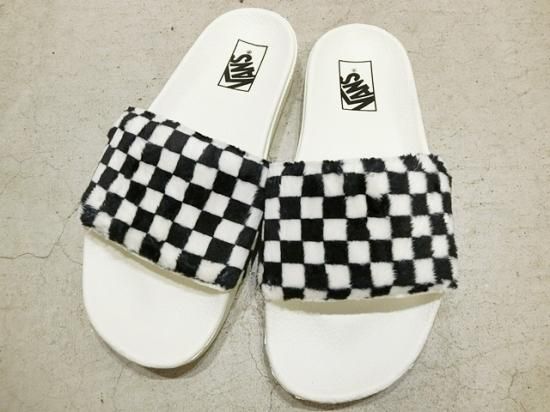 vans sherpa slides