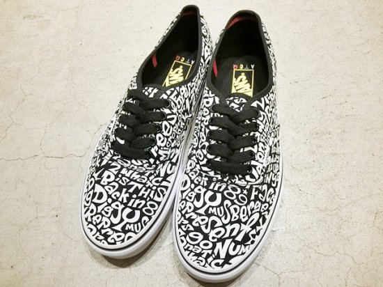 VANS×ATCQ（バンズ×ア・トライブ・コールド・クエスト） AUTHENTIC