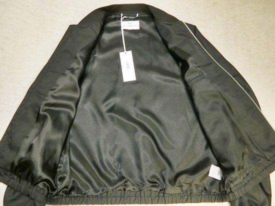 OAMC（オーエーエムシー） STRAPPED BOMBER JACKET ストラップボンバージャケット Black - Laid  back（レイドバック）| 千葉県 柏市 取り扱い 店舗 セレクトショップ 通販