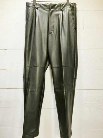 19aw stein FAKE LEATHER TROUSERS