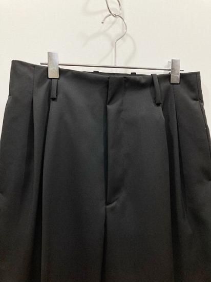 stein / シュタイン】BELTLESS WIDE TROUSERS - BLACK | 公式