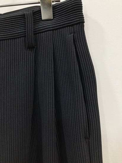 stein（シュタイン）2022AW 22AW GRADATION PLEATS SHORT TROUSERS プリーツショートトラウザーズ  Black - Laid back（レイドバック）| 千葉県 柏市 取り扱い 店舗 セレクトショップ 通販