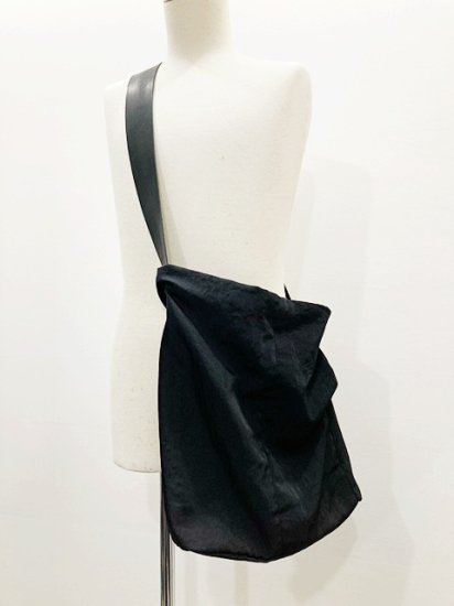 NL（ニール） -Roy- SHOULDER BAG ショルダーバッグ Black - Laid back