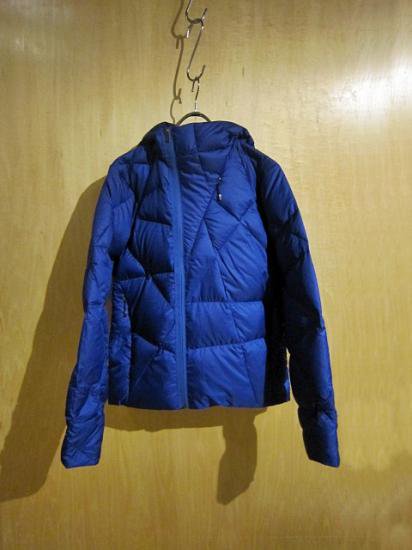 nau Hoody Down Jacket Blue - Laid back(レイドバック) | 千葉 柏 セレクトショップ the  Sakaki,N-S,crepuscule,jackson  matisse,roundabout,O-,NLなど国内ブランドと海外直接買い付けを織り交ぜたショップのオフィシャルウェブサイト