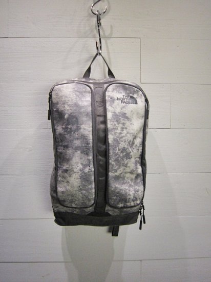 THE NORTH FACE Base Camp LACON Backpack Snow Camo - Laid back ...