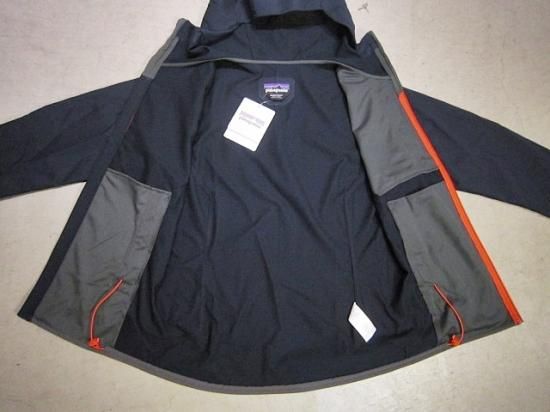 patagonia Levitation Hoody Navy - Laid back(レイドバック