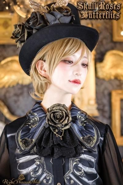 ロイヤルプリンセスアリス Skull Roses Butterflies Skull Roses Butterflies 工場の遅れにより発送が8月上旬〜8下旬